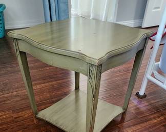 Small occasional table 