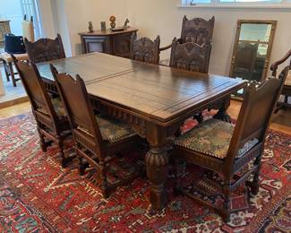 Beautiful rare Kittinger Dining Suite