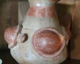 Aztec pottery