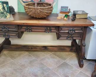 European style Desk