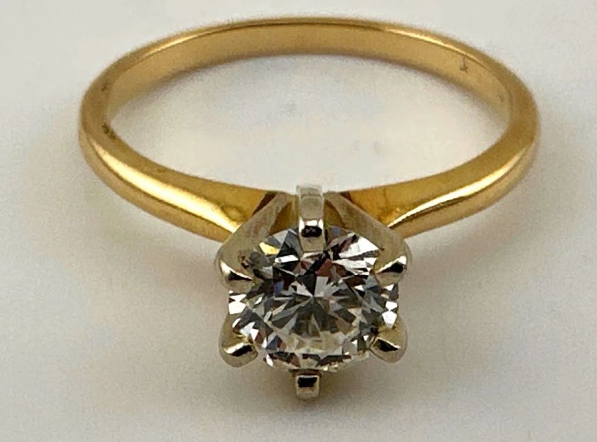 14kt solitare diamond ring; approx. 1/2-1/3 ctw.
