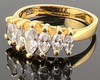 18kt diamond marquis cut ring
