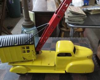 Vintage Marx Magnetic Crane Truck.  Manufactured by Louis Marx Company in 1950s