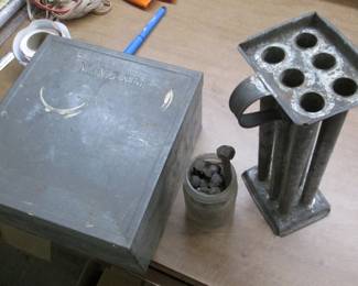 ? - Nails - 6 Tube Colonial Tin Candle Mold