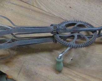 Vtg Egg Beater