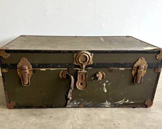 WW2 Trunk/Foot Locker (U.S. Navy)