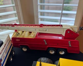 Vintage Metal Tonka Fire Truck