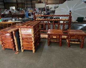 KING SIZE CEDAR BEDROOM SUITE