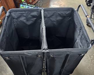 ROLLING CLOTHES HAMPER