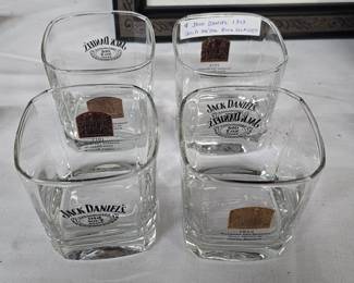 JACK DANIELS GLASSES