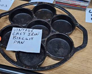 CAST IRON BISCUIT PAN