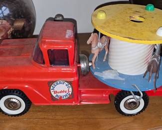 Vintage Merry -Go Round Buddy Truck 