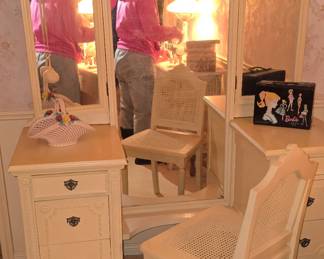 This is the start of Antique Bedroom Set  - Full Bed - Vanity  - Dresser - Nightstand- Love This Vanity