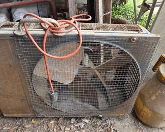 Shop Fan - I bet your wishing you had this today!! 