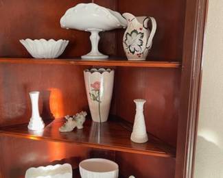 Milk glass, Italian figurines