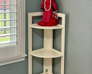 HAWAIIAN DOLL, CORNER SHELF