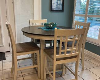 BAR HEIGHT BREAKFAST TABLE WITH 4 CHAIRS & LEAF