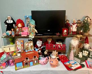 CHRISTMAS DECOR, HOLLY HOBBIE DOLLS, VINTAGE FISHER PRICE TOYS, TELEVISION