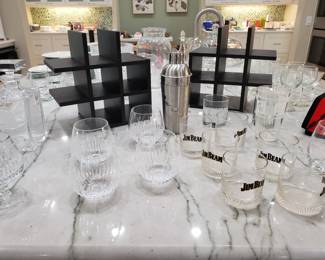 CRYSTAL GLASSES AND WINE BOTTLE HOLDERS