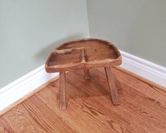 ANTIQUE STOOL