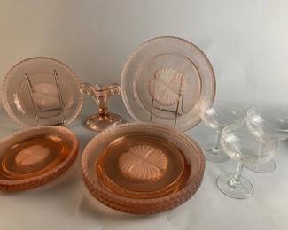 Lot 93 || Fostoria Captiva Pink Round Shell Plates & More!
