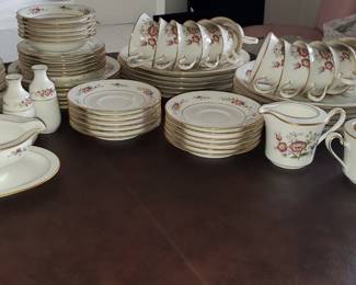 Noritake dish set of 12