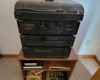 Nice sony stereo equipment. 