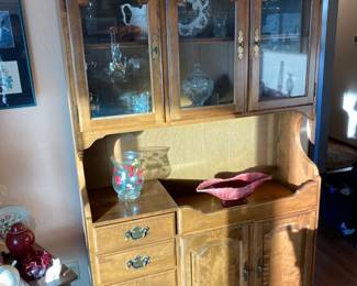 Ethan Allen Country Hutch Cabinet