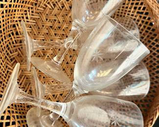 Set of 5 Wine Glasses with Etched Star Design