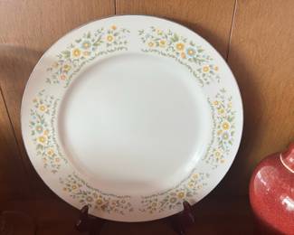 Carlton Concerto Dinner Plate