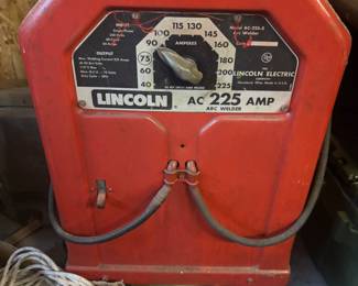 Lincoln Electric Arc Welder – Model # AC-225-5