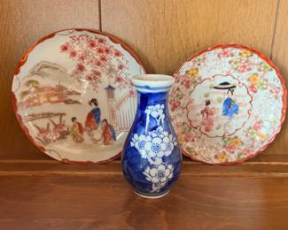 Chinese Blue and White Cherry Blossom Vase, Japanese Kutani Geisha Girls Hand Painted Snack Plates