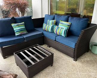 Sectional patio furniture