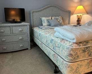 Queen bed with matching chest, headboard, end table