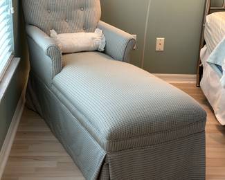 Chaise lounge