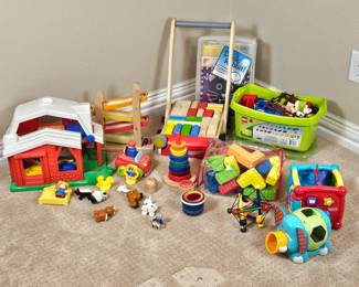  Large Lot of Preschool Toys Including Farm Lego