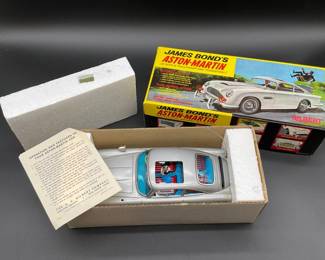 Jame’s Bond Aston Martin