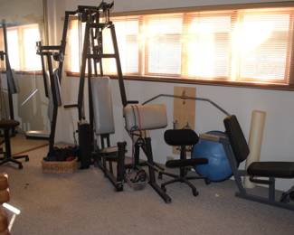 UPSTAIRS WEIGHT ROOM OVERVIEW