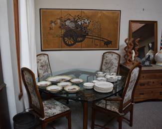 Start DINING ROOM Close Up Photos