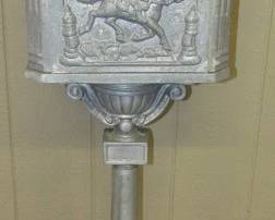 Cast Aluminum Mail Box