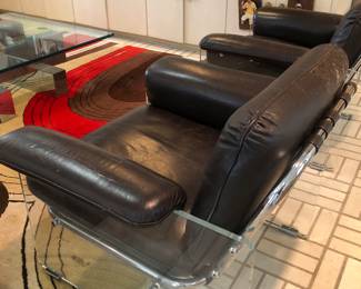 Pair of Pace leather Argenta lounge chairs