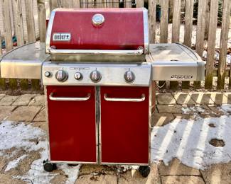 Weber Grill w/cover