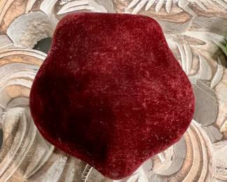 Vintage felt ring box 