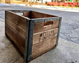 Vtg. Western 7-United-56 wooden crate 