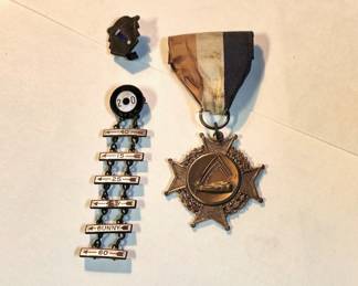 Vintage NFAA (Nat'l Field Archery Assoc) Award Medal and Pins