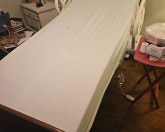 New hospital adjustable bed 
Just purchased for $2200.00
Recently . Selling for $500.00