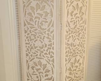 Room divider