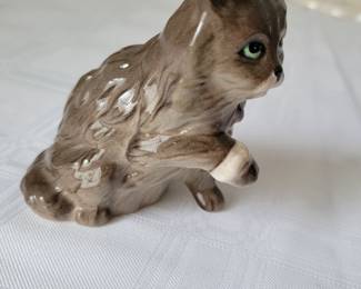 Royal Doulton cat