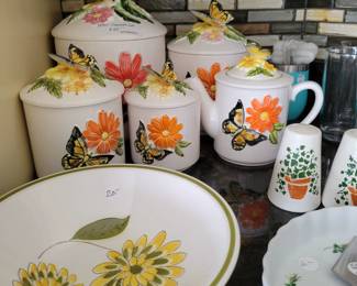 1970's Cannister set w/teapot