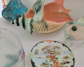 Hull shell, pottery, plates
